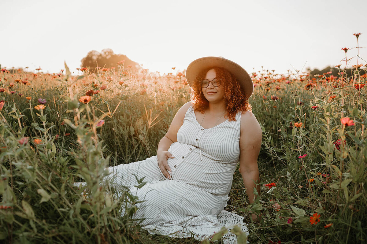 bluehill-garden-maternity-session-charlotte-sunset