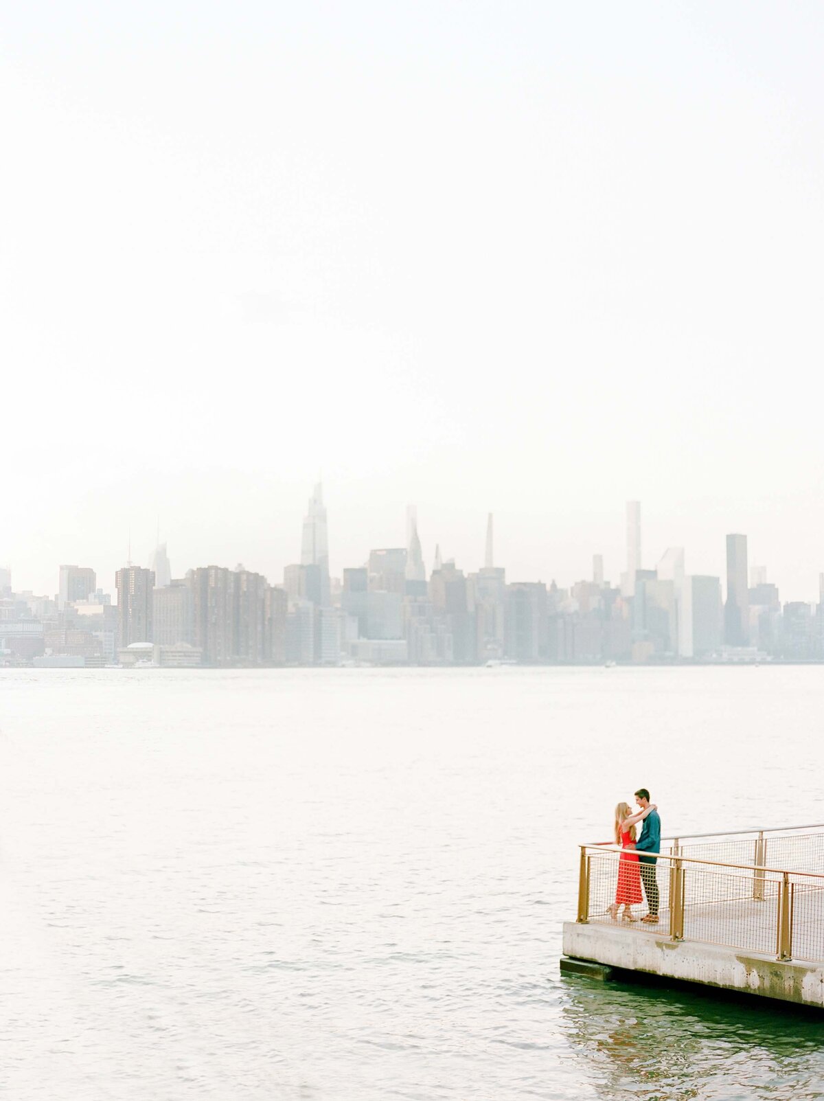 01Jocelyn_Corey16Jocelyn_Corey_Engagement015851060007-2