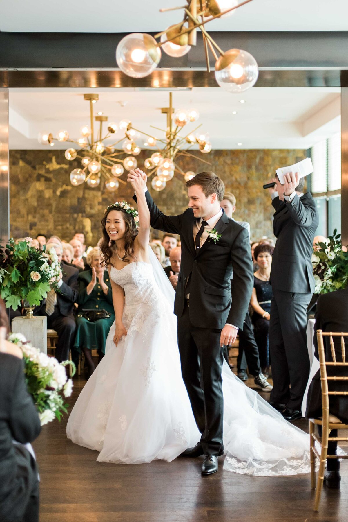 chinese-tea-ceremony-wedding-canoe-restaurant-toronto2
