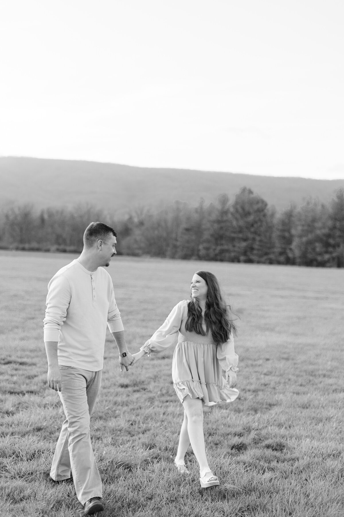 Colorful-Springtime-Greenhill-Park-Roanoke-Engagement-Session-Photography-S-8