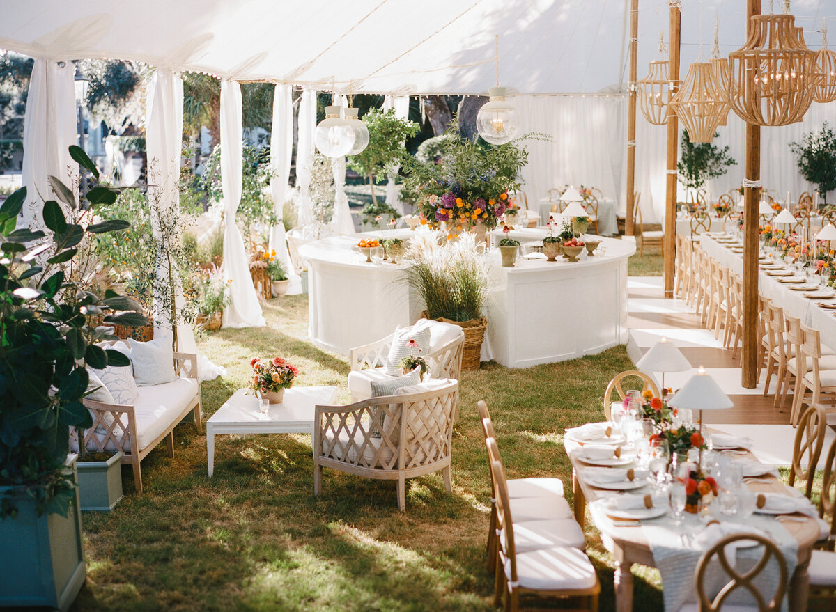 *18387_16 WIDE TENT