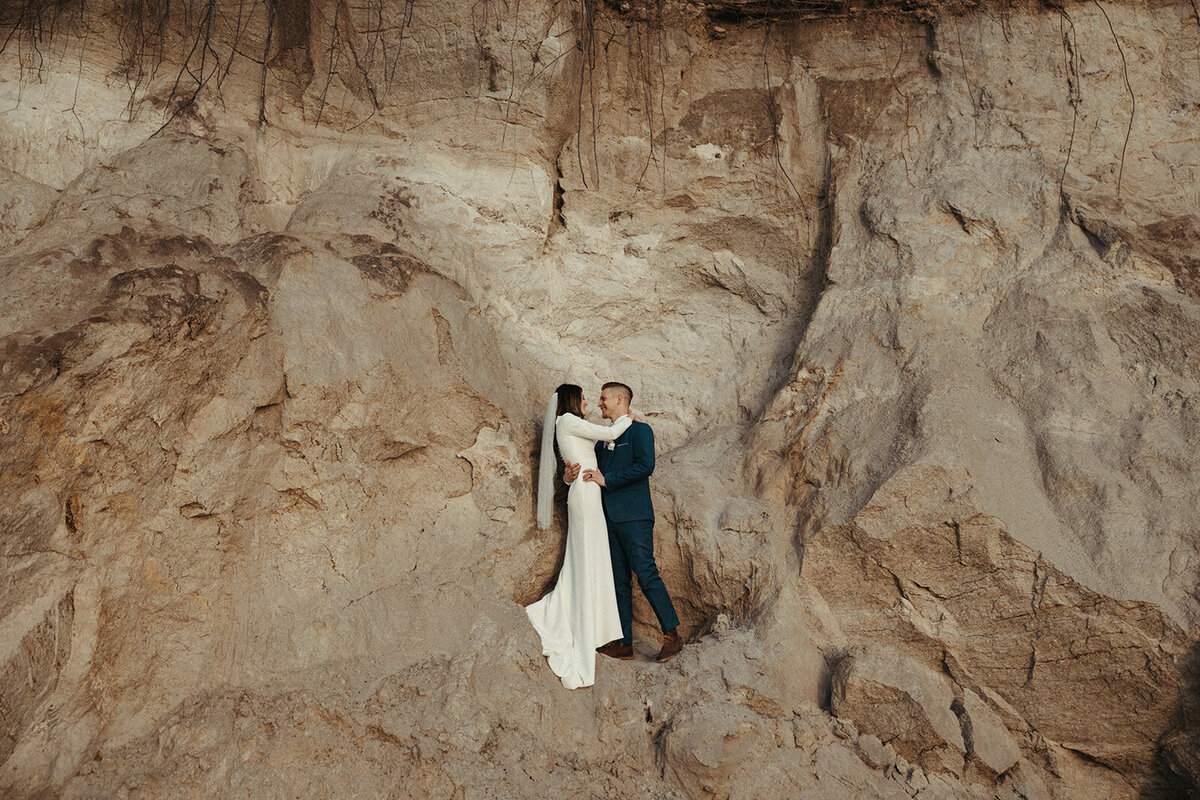 Stratman Imagery, Intimate Wedding and Family Photographer based in Western North Carolina, New York City. Destination Weddings. Asheville Documentary Wedding Photography. Moody.