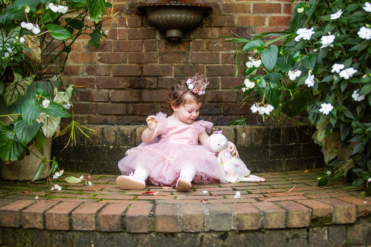 birthday-photos-pink-princess-dress
