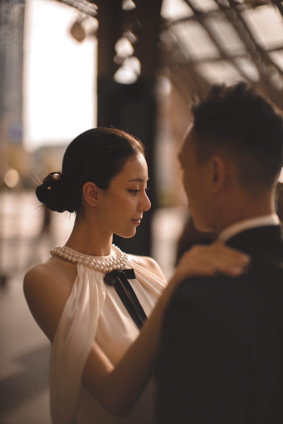 Pre-wedding photoshoot. The Londoner, Macau. Reem Acra - Breakfast at Tiffany’s.