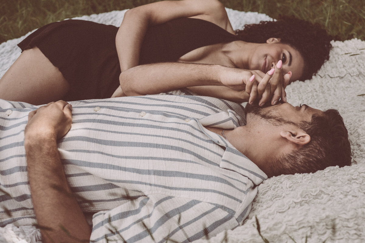 Couples - Couples Adventures - Couples Session - Seattle - PNW  - Elopement Photographer - Tiffanyrudephotographer-65