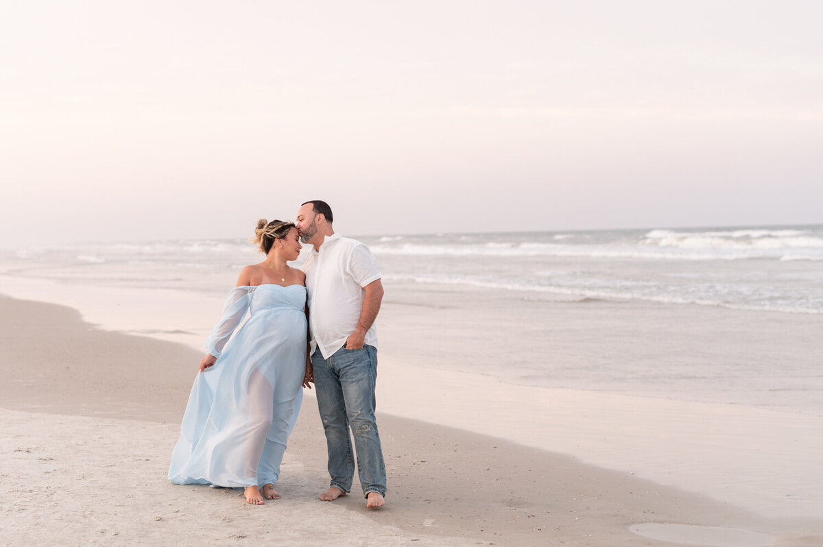 Maternity photos at New Smyrna