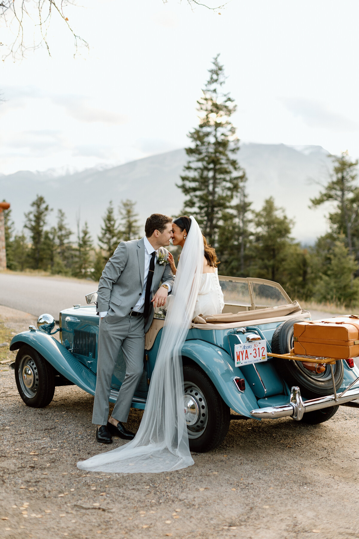 Fairmont_Jasper_Park_Lodge_Wedding-634