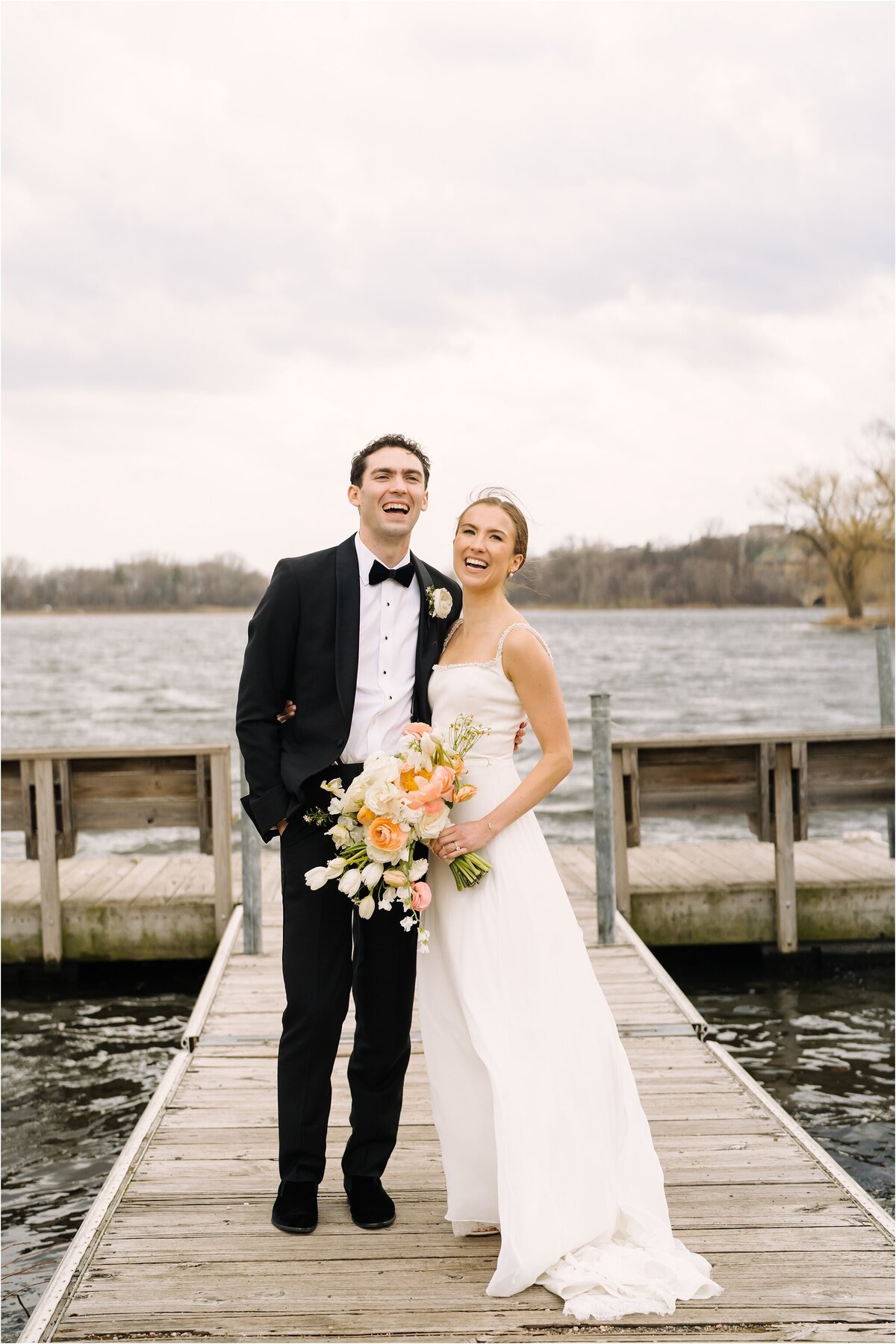 Best-Minneapolis-Wedding-Photographers-1722-201366_rz
