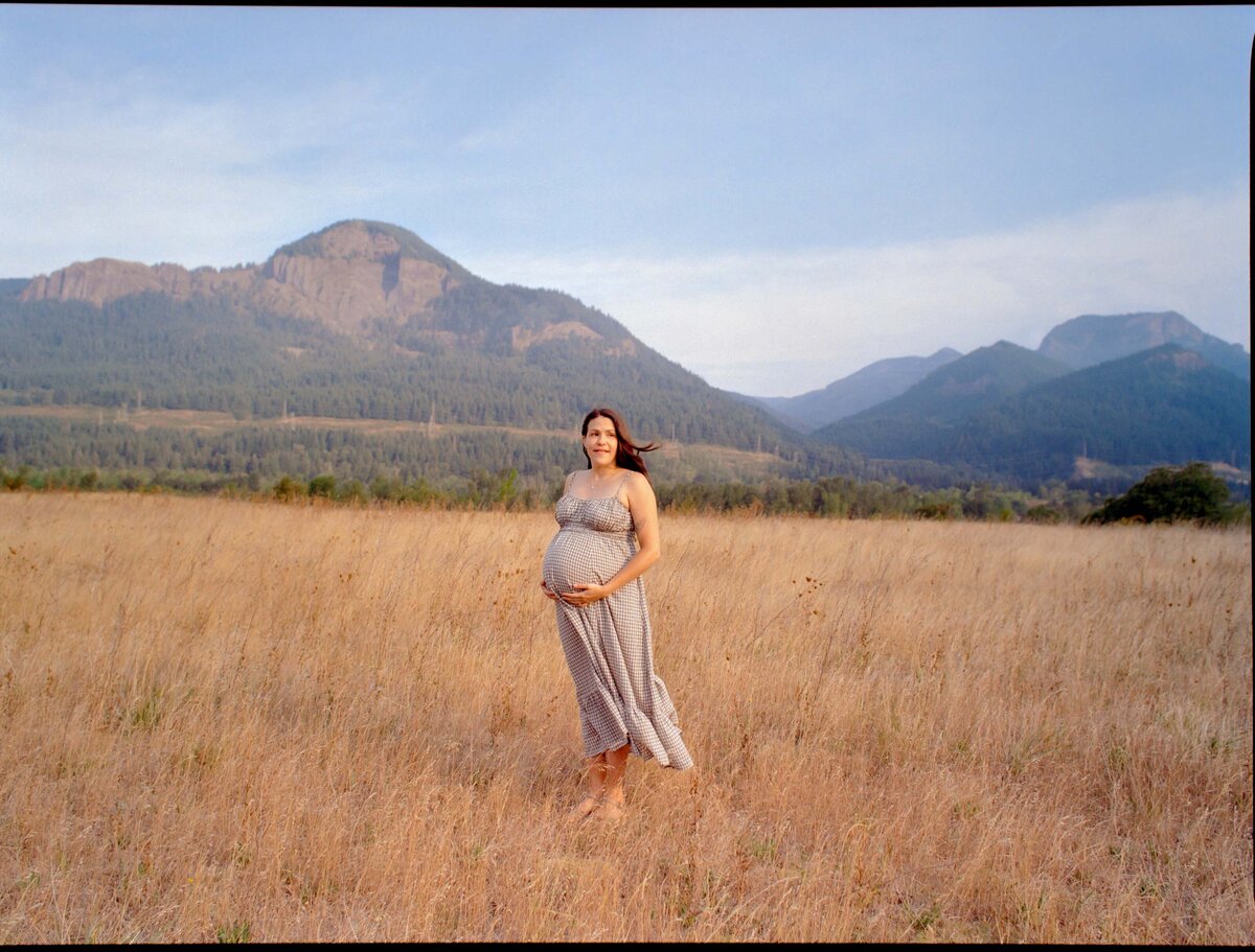 MattSanchezFam-Jess-Buckley-Photo-Film-35