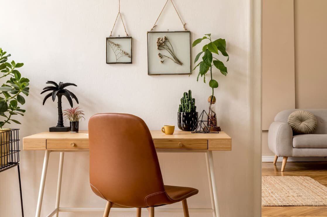 Laptop symbolizing Simplero migration service for transferring websites, courses, and data smoothly