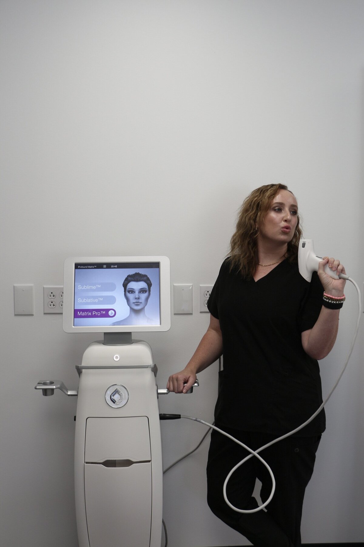 RF Microneedling (2)