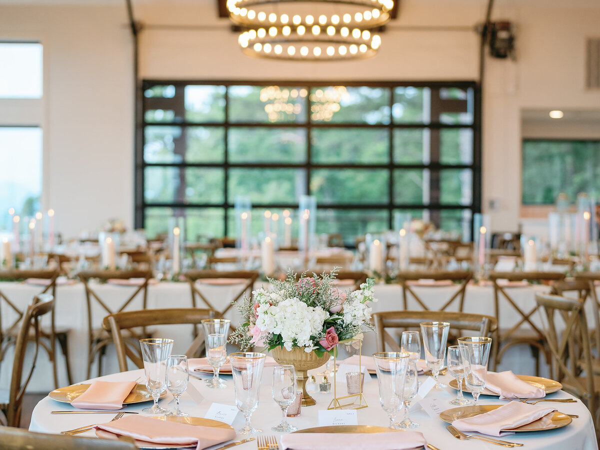 Destination mountain wedding at The Trillium in Tennessee