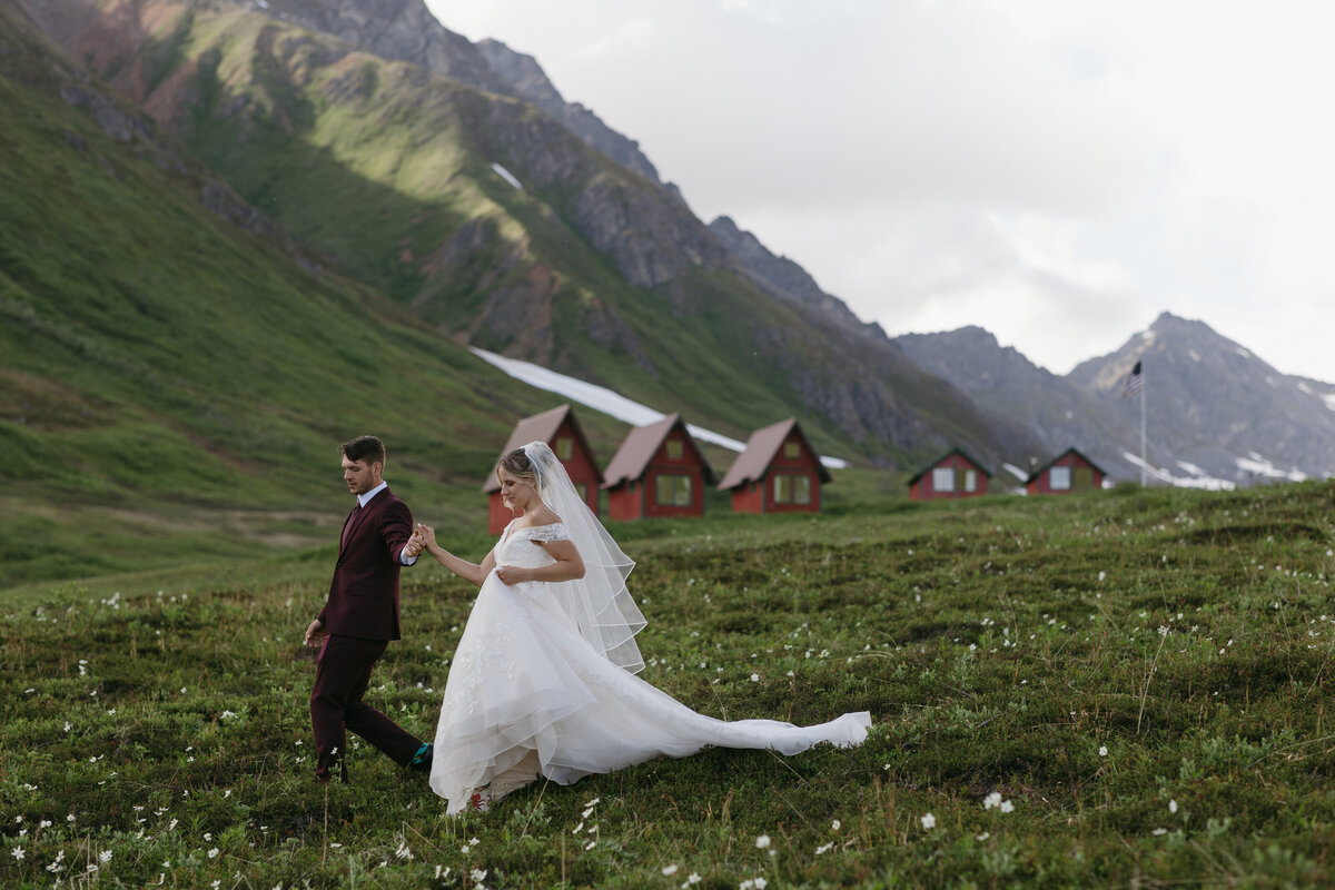 wedding-hatcher-pass