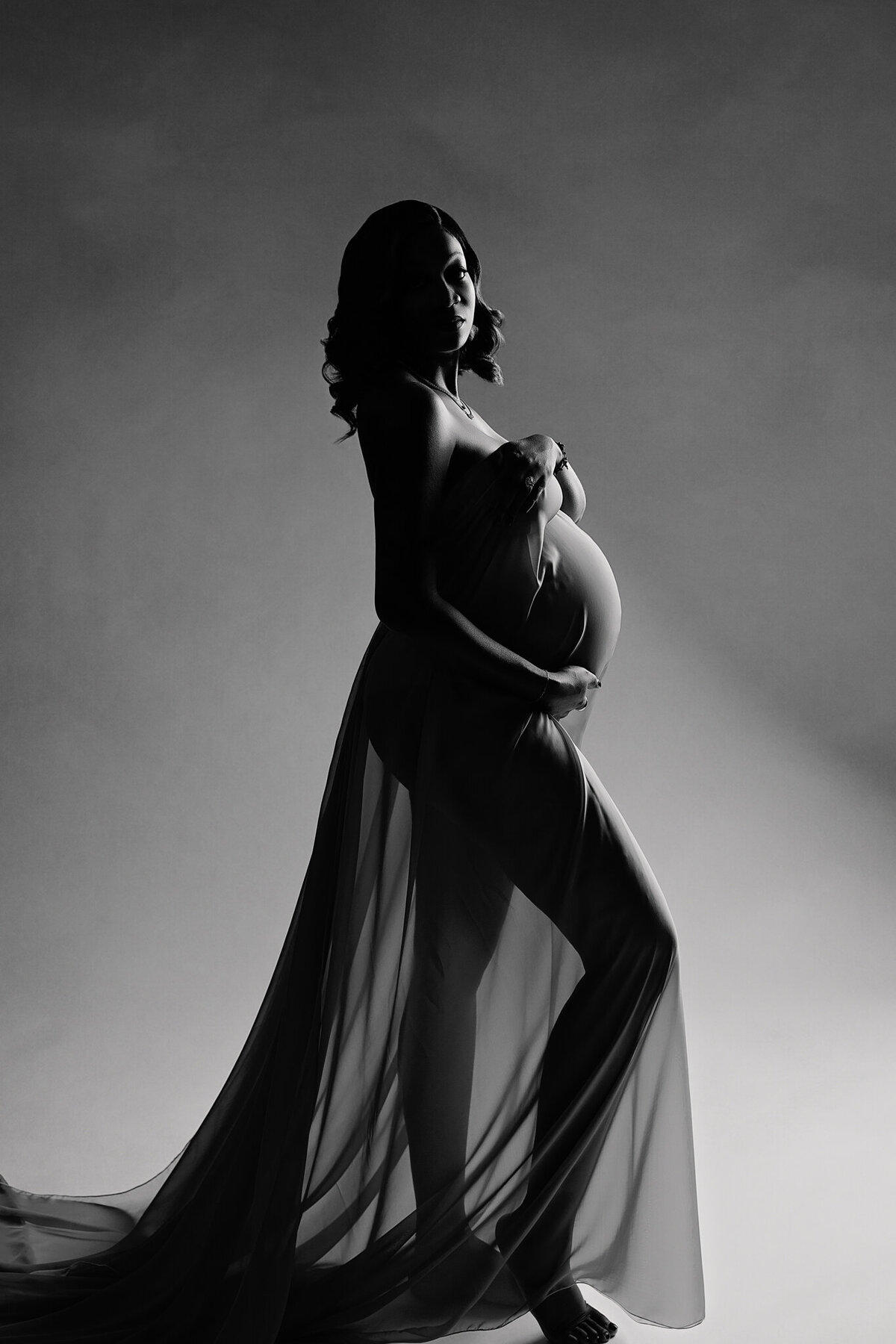 NWA studio maternity photography, best maternity photographer near me, maternity portraits NW Arkansas