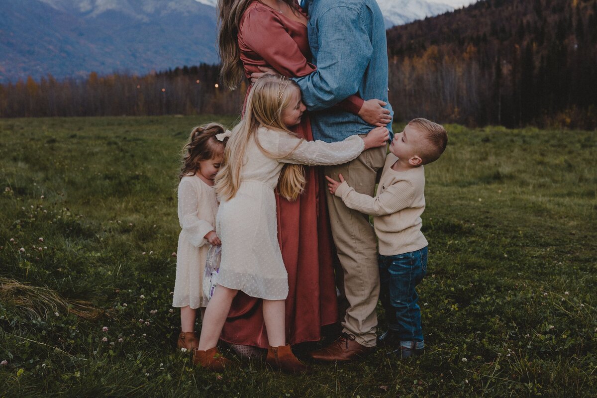 9L0A0782Alaska_EagleRiver_FamilySession