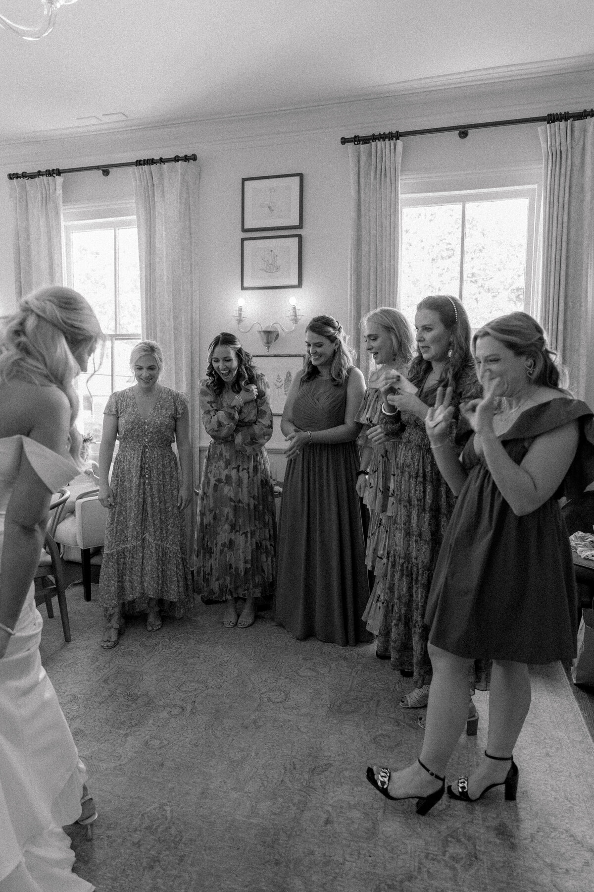 black_white_post_house_inn_bride_friends_first_look_Kailee_DiMeglio_Photography-694