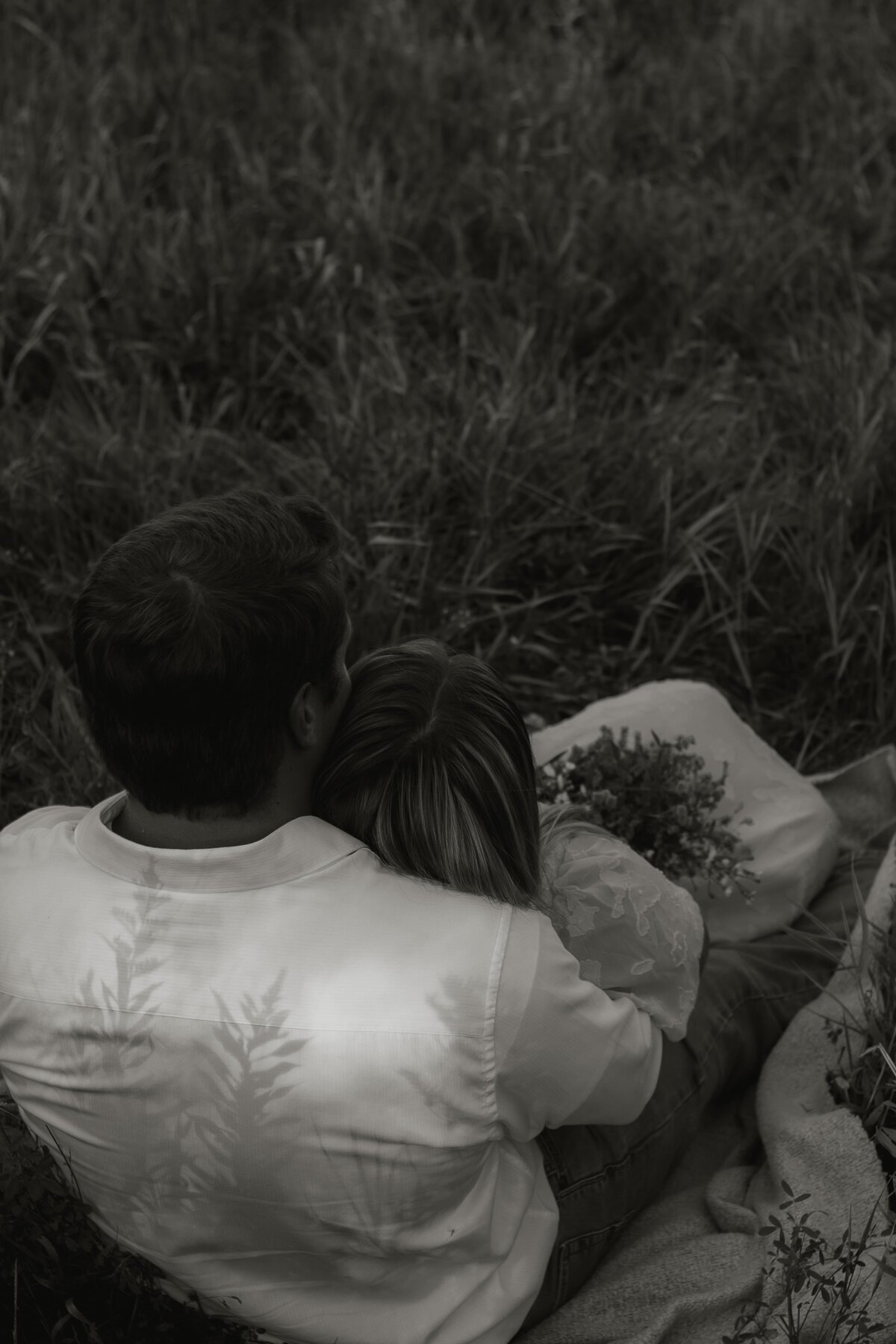 whimsical-wildflower-engagement-9