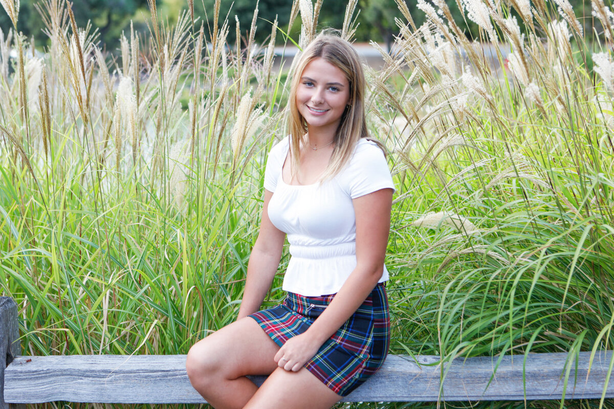 Senior girl photoshoot, natural light