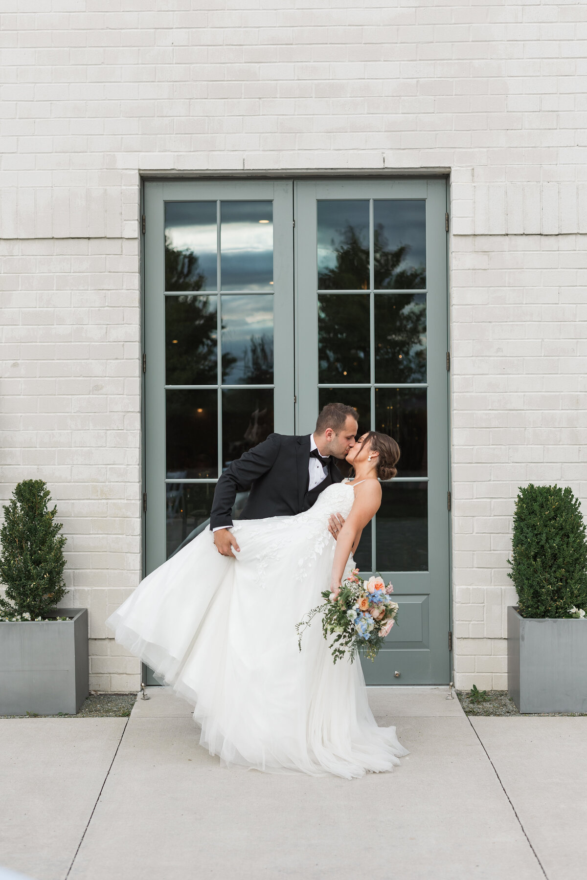 Alexis Fox Photography + Summer + Wedding + Ritz Charles + Carmel + Indiana (54 of 93)