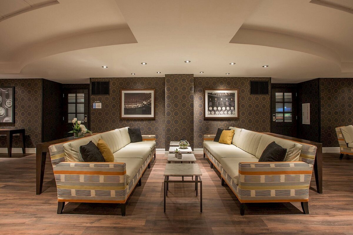 Luxury hotel lounge interior deesign