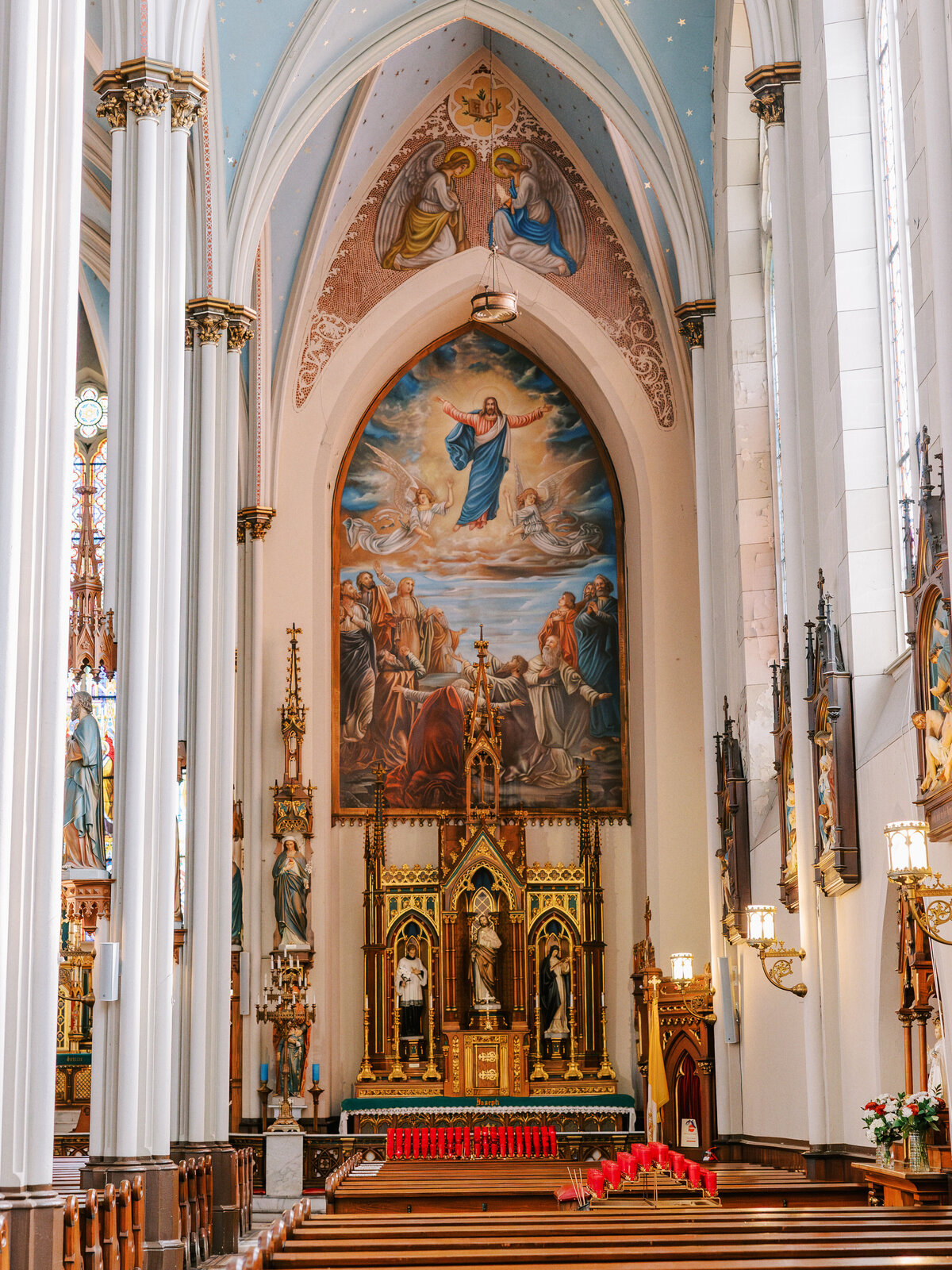 Altar at St Joseph Shrine in Detroit, MI