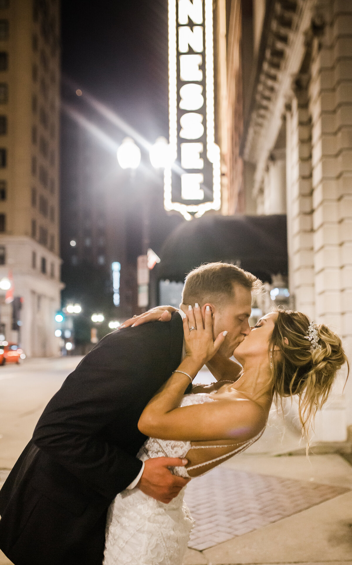 Amber Lowe Photo Knoxville Wedding Photographer Madison and Lucas-88