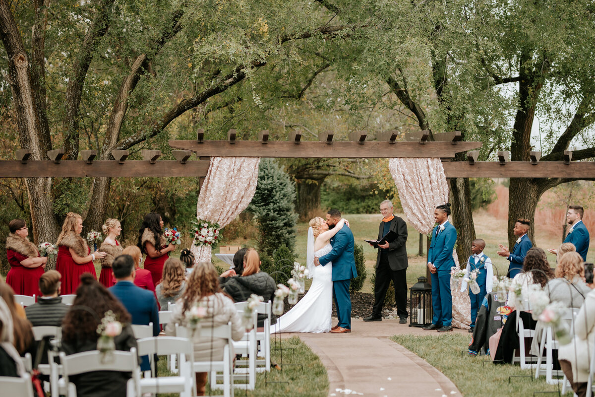 Classic Fall Wedding at Legacy of Green Hills in Kansas City, Missouri.