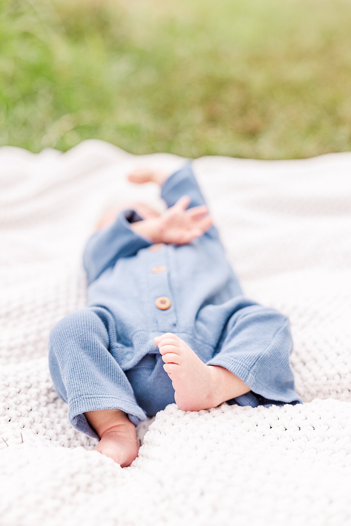 Outside  Newborn Photo Session with Sara Sniderman Photography  at Heard Farm Conservation Land, Wayland Massachusetts