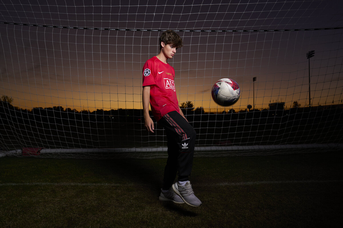 St. Louis senior photographer. senior guy soccer photos. Blanca Parciak Photography _58 (20)