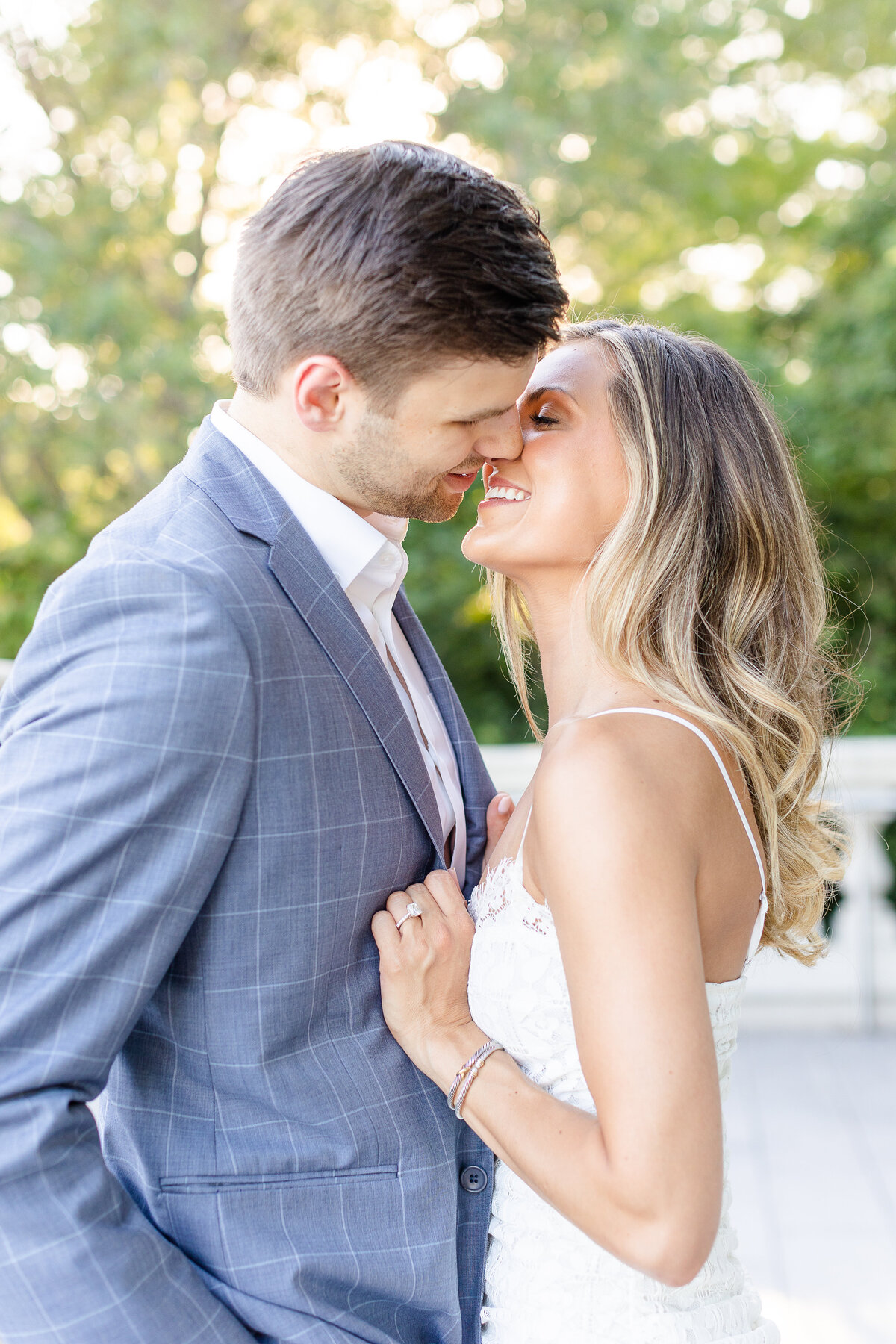 Engagement photos at the st. Louis Art Museum in St. Louis Missouri