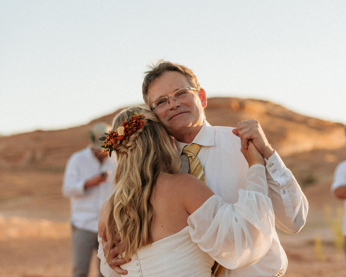 R + M _ Destination Wedding _ Lake Powell _ Utah-939