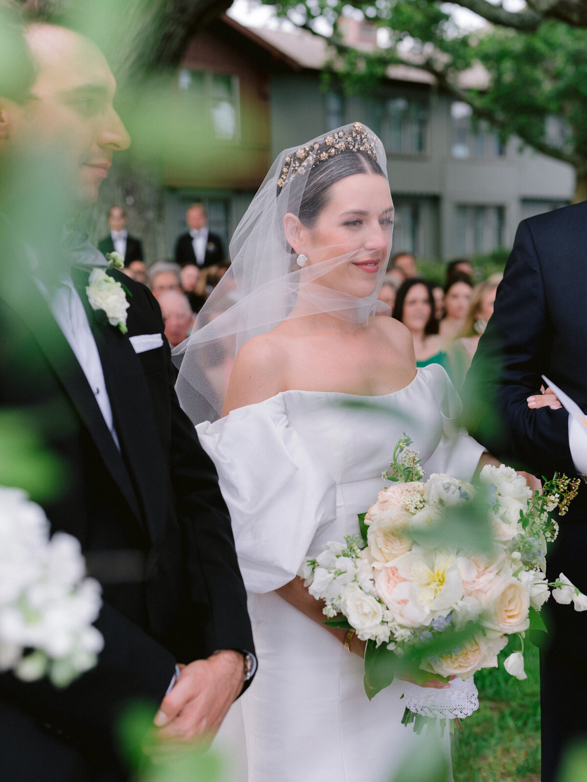 ceremony_bride_candid