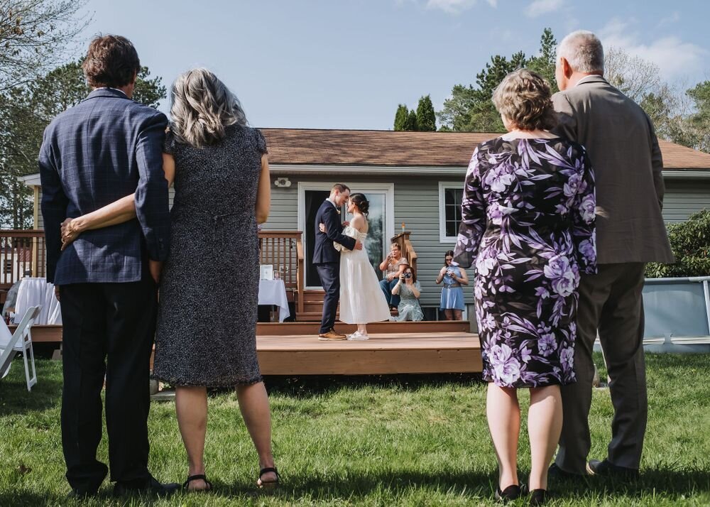 queer-documentary-wedding-photographer-00095-b66e8e39-1000