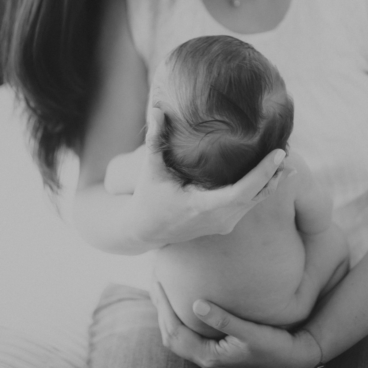 9Virginia-In-Home-Newborn-Session-Family-Lifestyle-DC