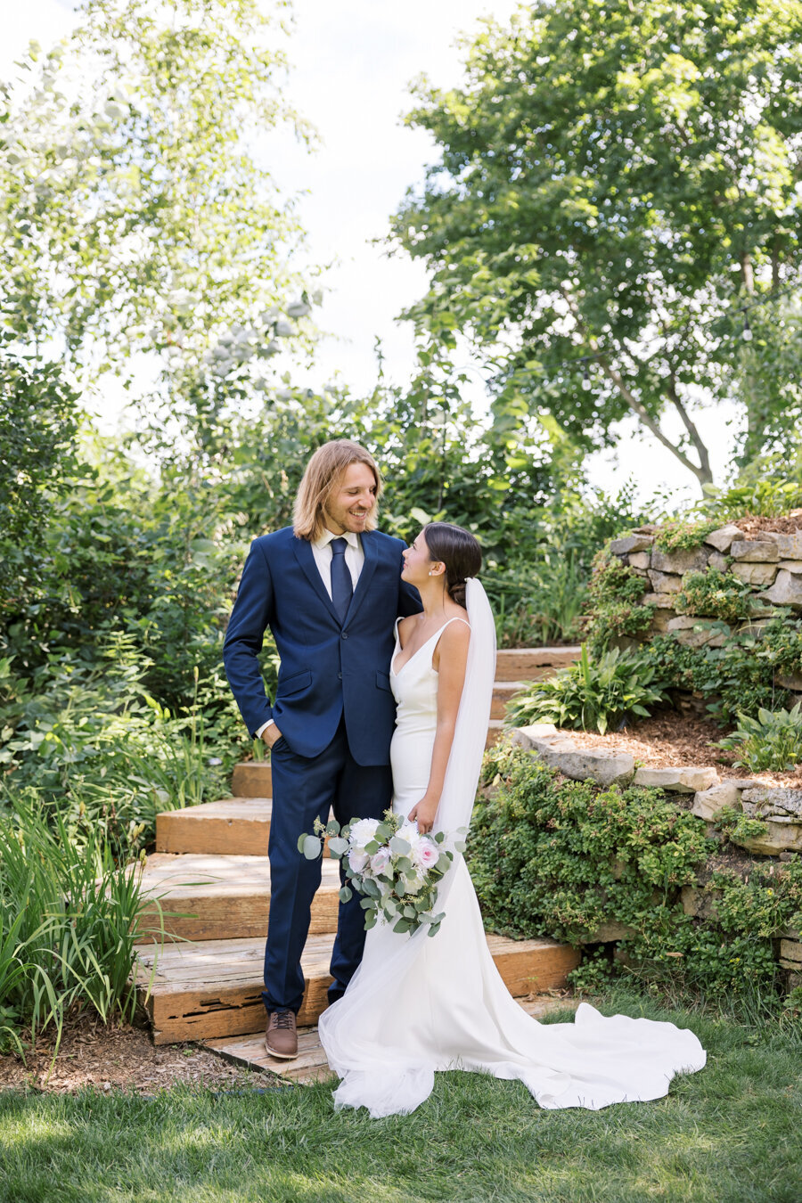 mn-wedding-photographer-kyleighdeen-8703