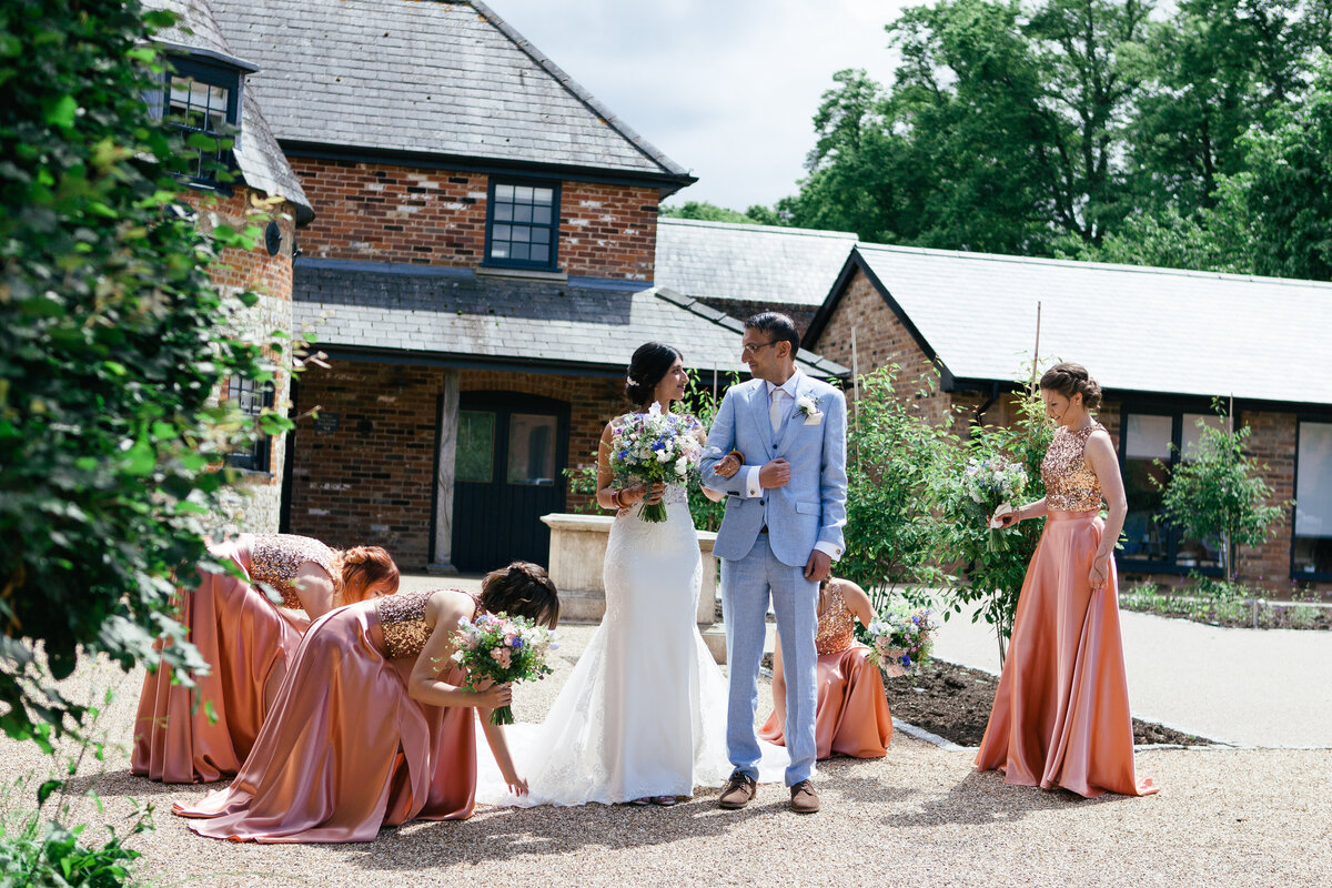 luxury-wedding-bury-court-barn-surrey-leslie-choucard-photography-39