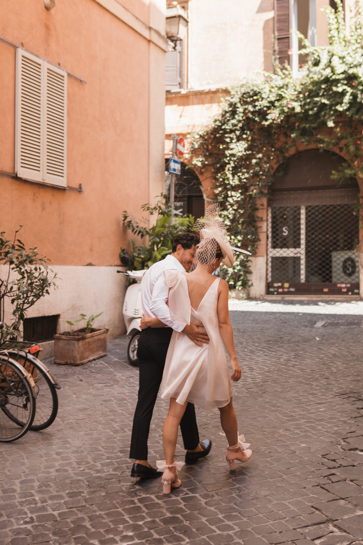 Destination elopement photographer and planner.  Specializing in all inclusive elopement packages. 