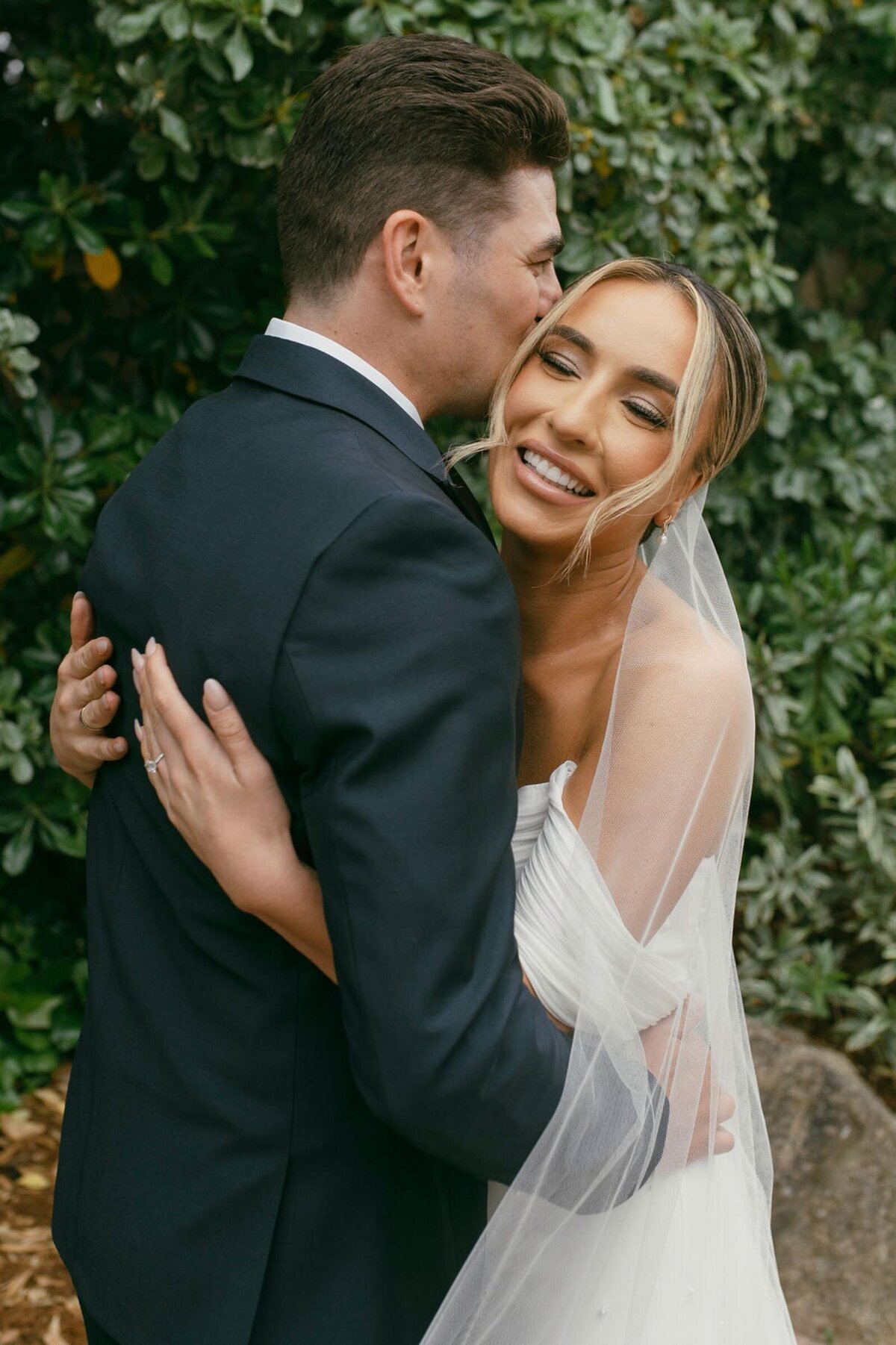 SydneeMariePhotography--TheBarnsatCooperMolera,MontereyCaliforniaWedding--S+Z--Sneaks-22