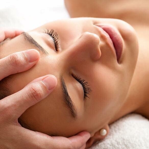 relaxing facial and massage
