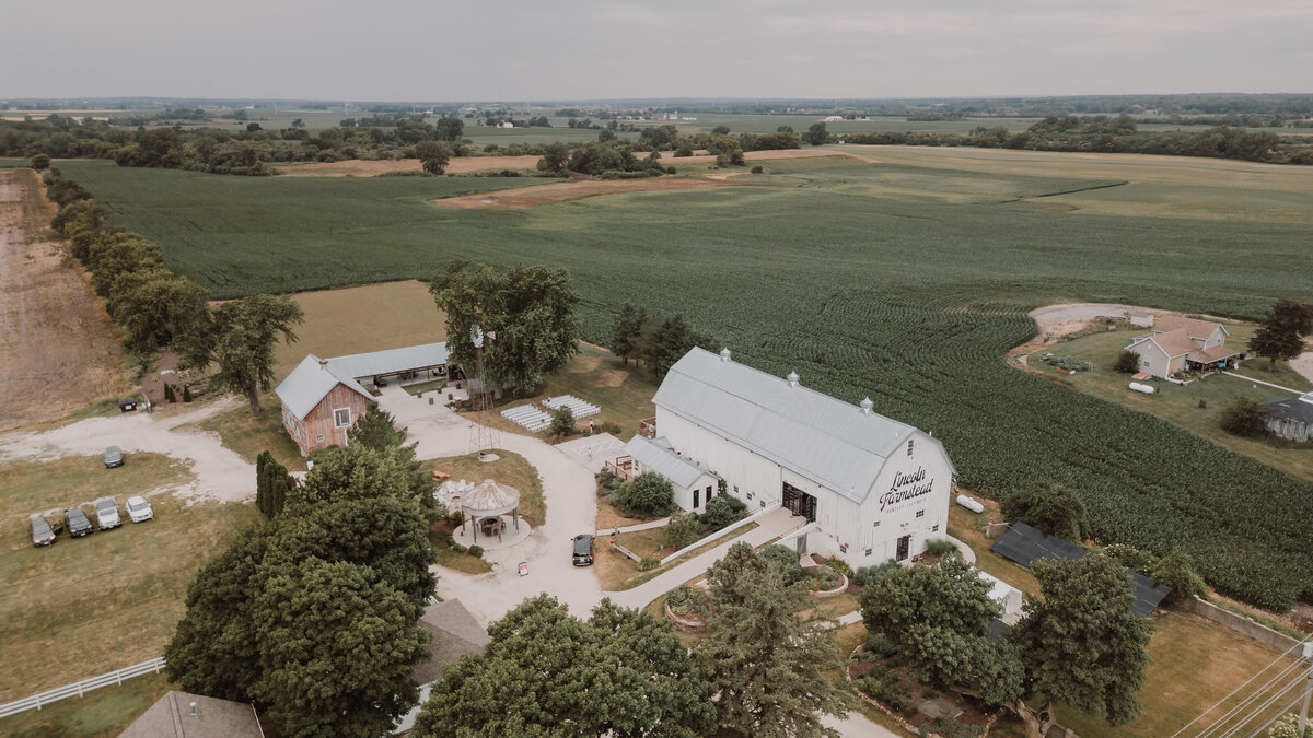 Overhead view of Lincoln Farmstead wedding venue property