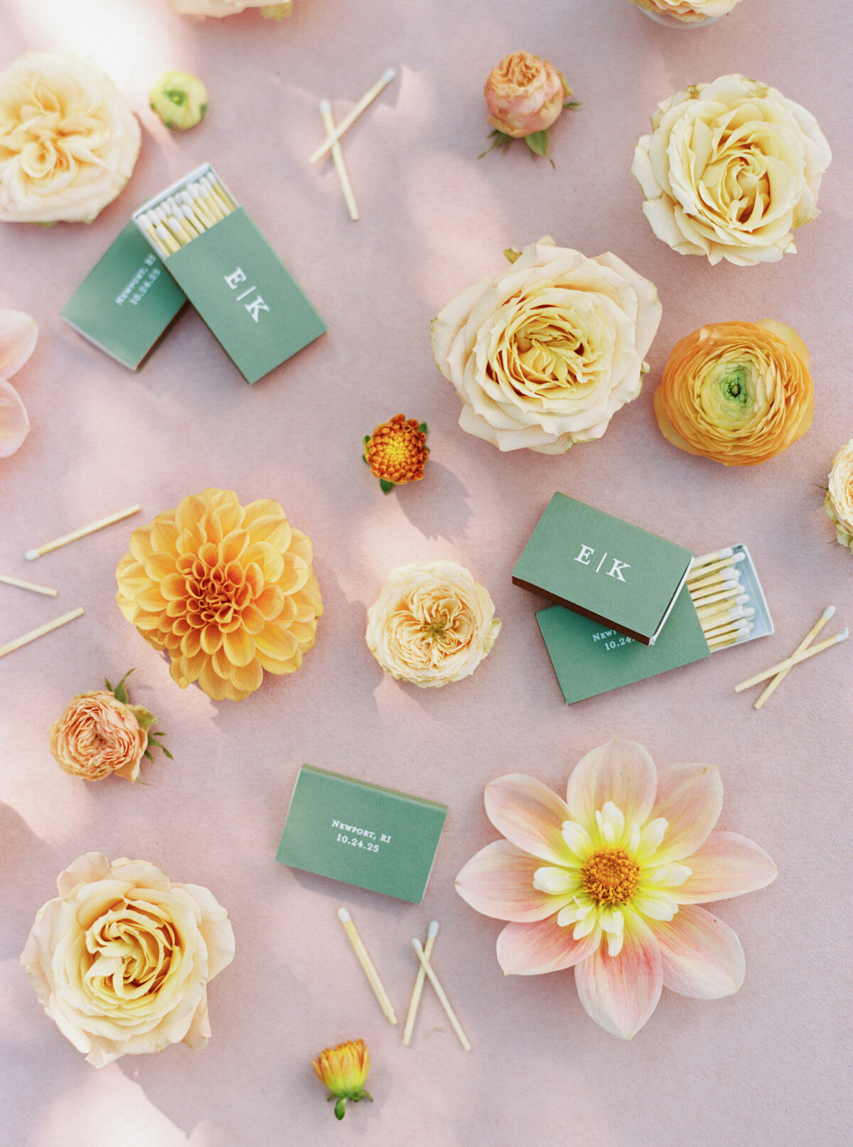 Emily March Photography Wilmington, North Carolina and Destination Wedding Engagement Photographer Heirloom Photography for Memorable Gatherings Light Airy Sentimental Imagery Images Weddings_Castle Hill Inn Wedding - 003