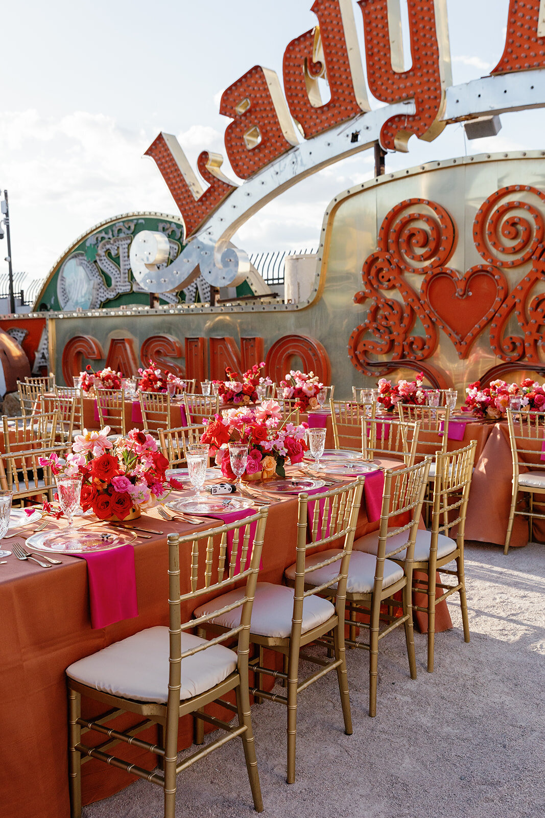 LIANNA MARIE PHOTOGRAPHY - NEON MUSEUM - DINNER 28_websize