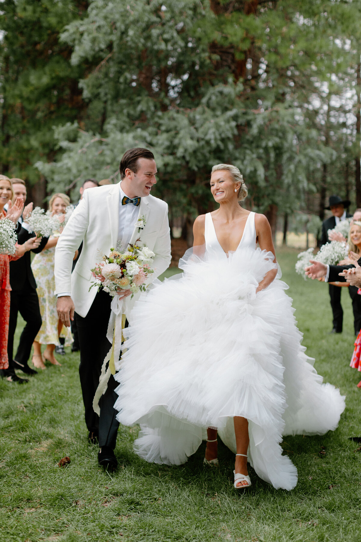 pnw-wedding-photographer-KAYLAESPARZAPHOTOGRAPHY-60