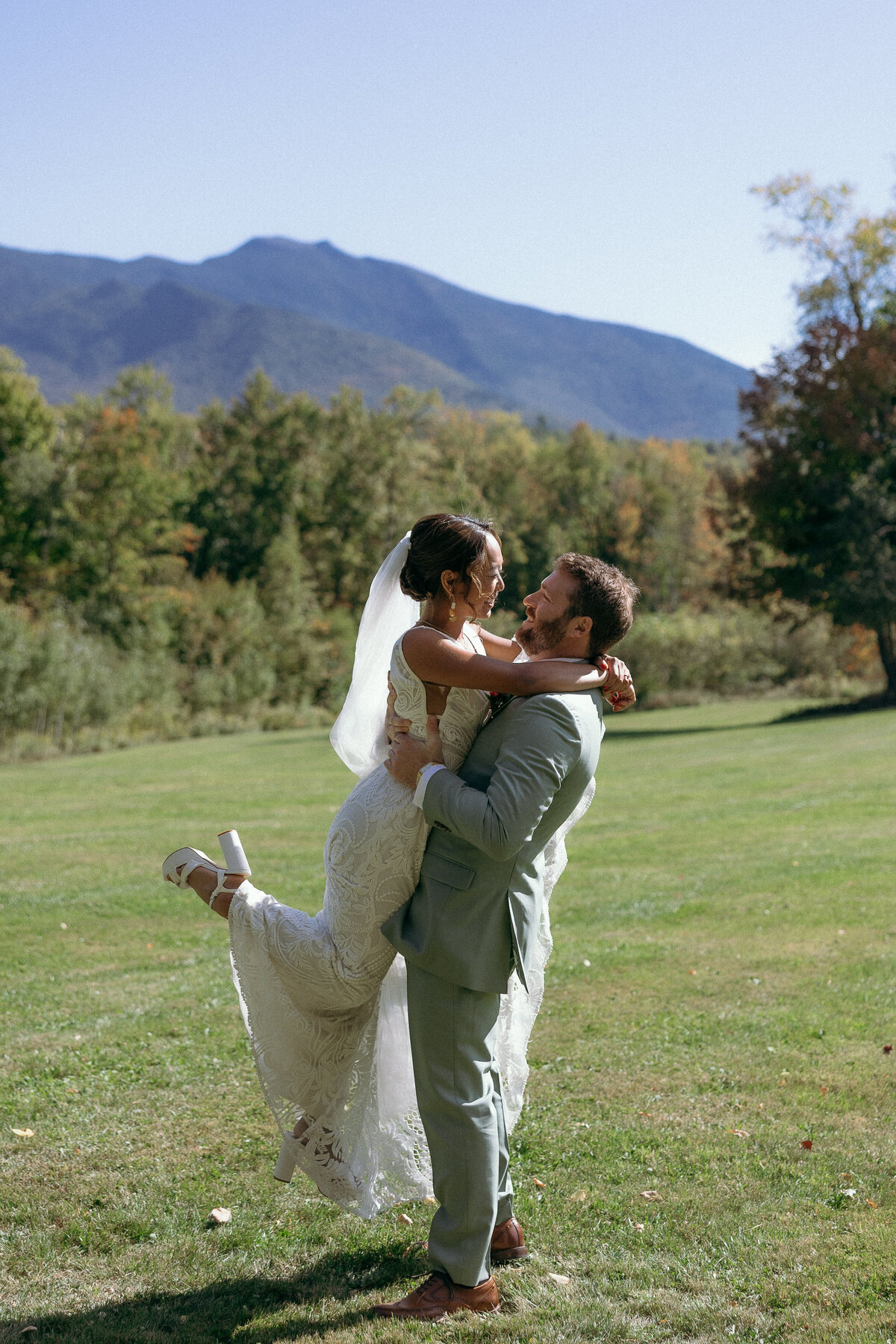 Wedding Photographers in Vermont | Sincerely Liz Photography Documentary Wedding, Engagement, Elopement, Maternity and Newborn Photographer in New England