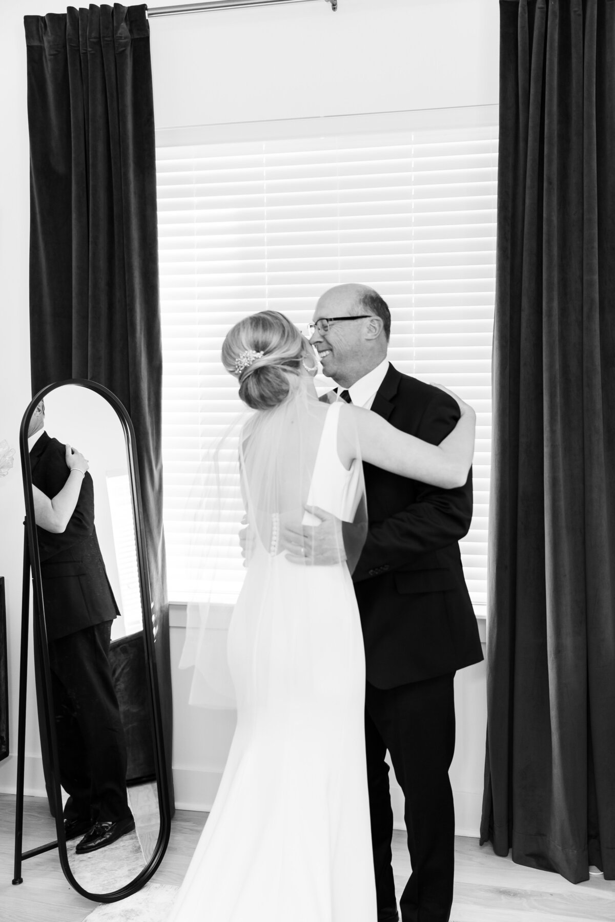 Bride and father before  Tennessee State Museum