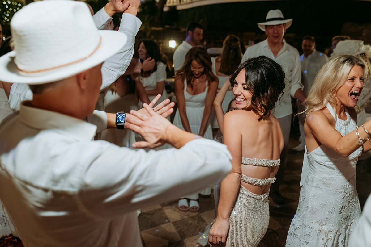 reTheBurrowWeddingPhotography-1158