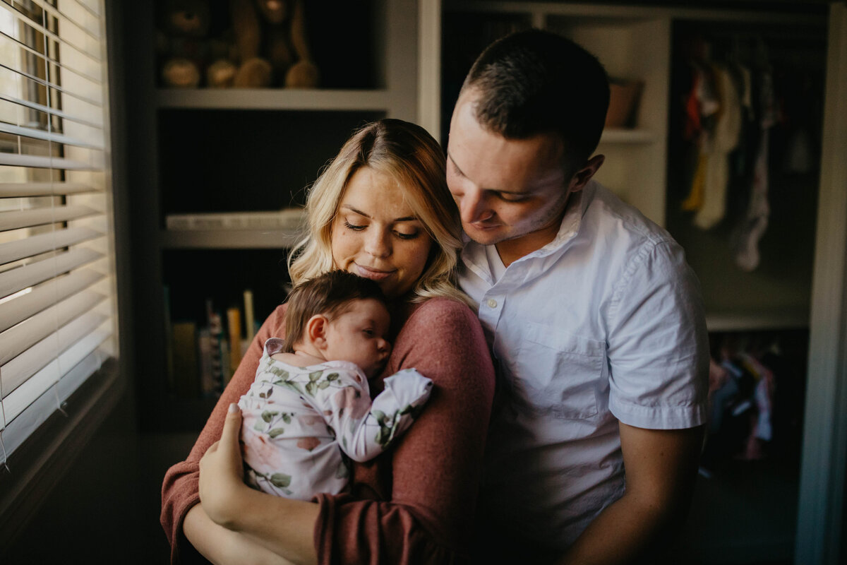 Neborn Photographer Family Photographer Wichita Kansas Hayley Makovec Newborn-Edited-0020