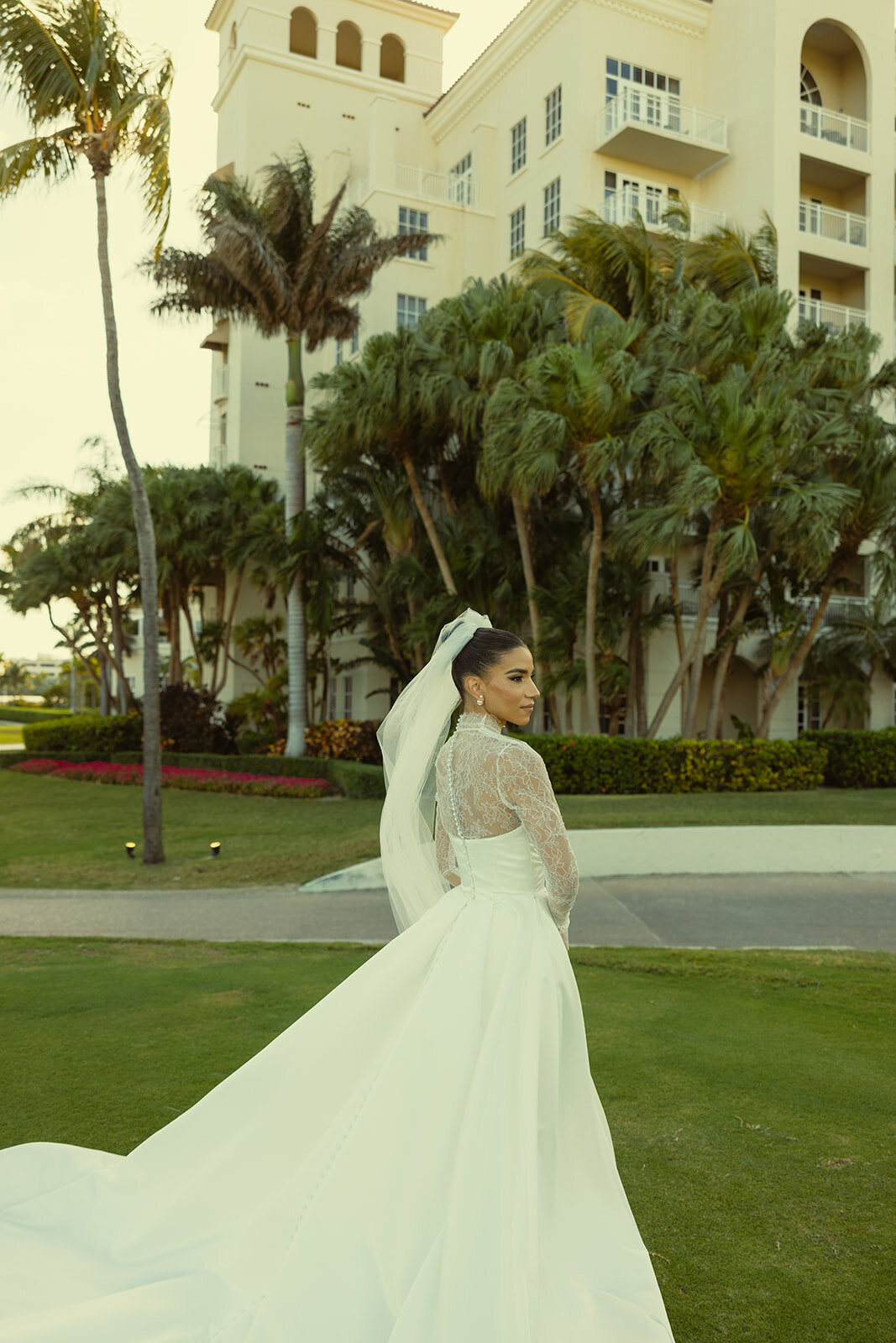 Bridal Portraits JW Marriot Turnberry Miami Wedding Aileen Ayala Photography8667