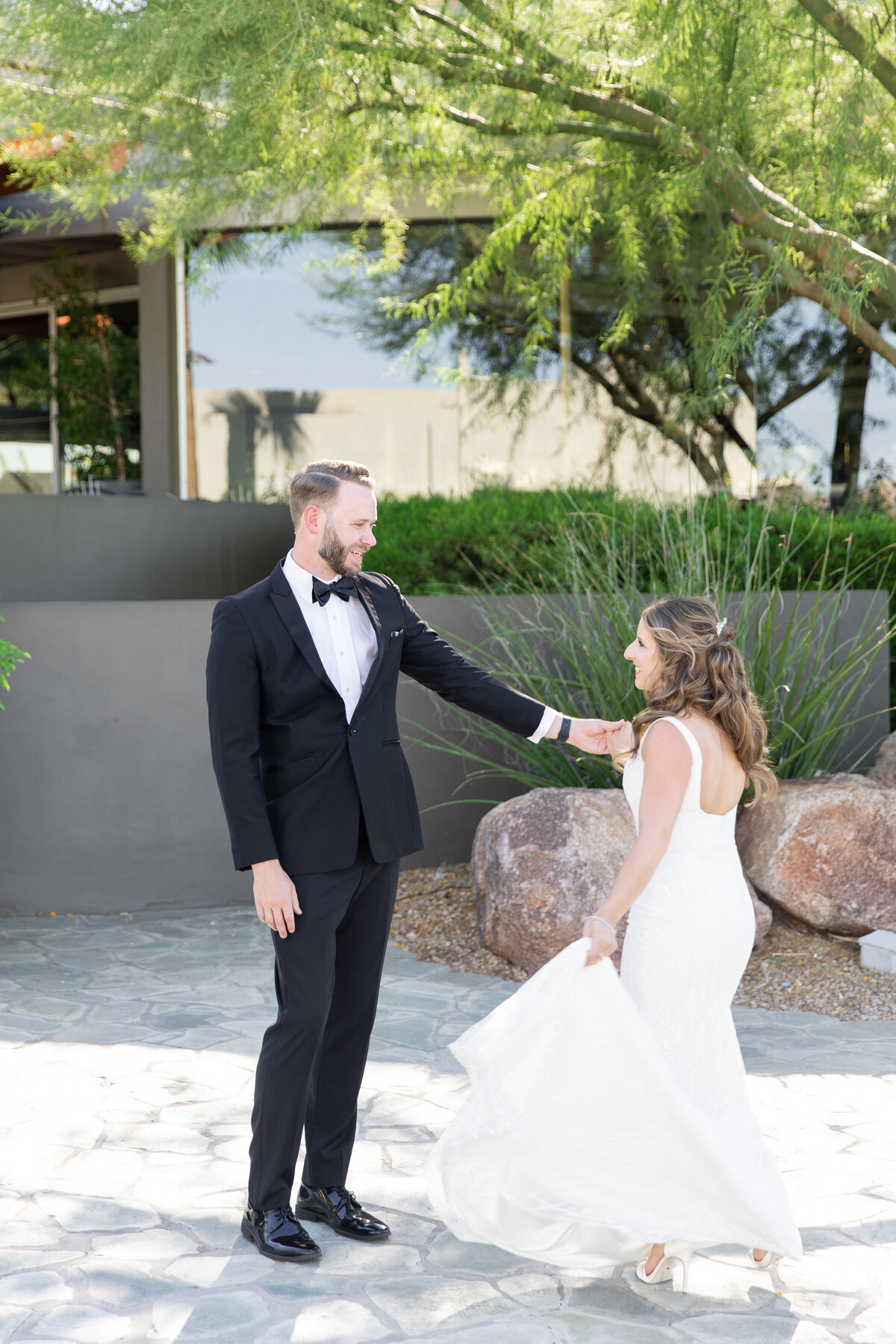 Karlie Colleen Photography - Josh & Jessica - Sanctuary Camelback Mountain Resort - Paradise Valley Arizona - Outstanding Occasions-71