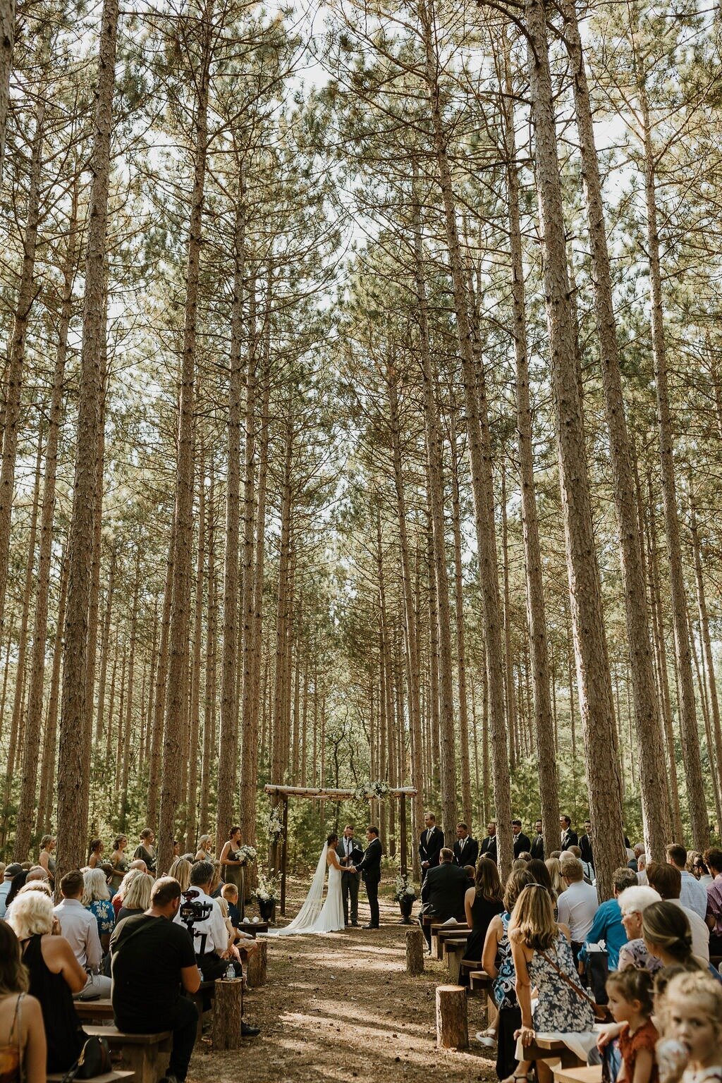 burlap-and-bells-wisconsin-wedding-venue-63